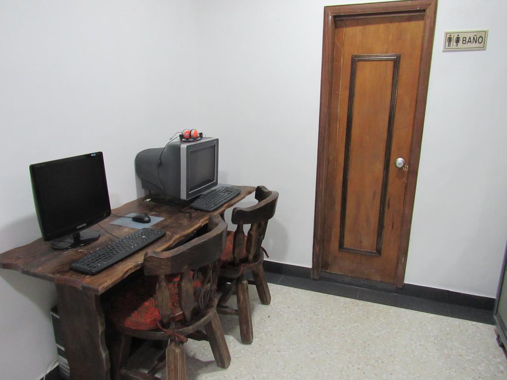 Hostal Internacional Bogota Exterior photo